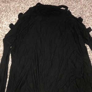 black long sleeved shirt